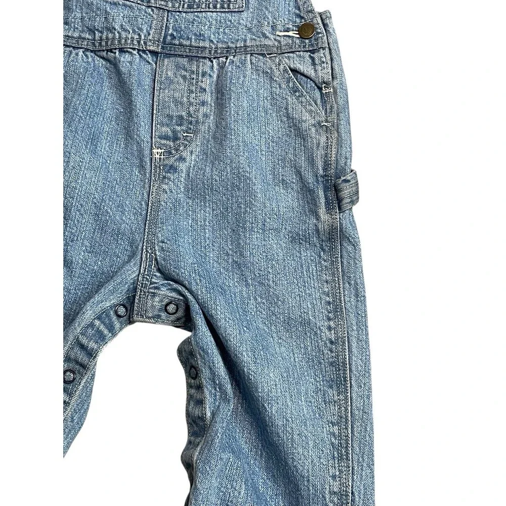 OshKosh Bgosh oshkosh bgosh
